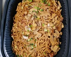 Braised Ee Fu Noodles with Mushroom 香菇炒伊面 | Customer Photo | Delizio Catering Pte Ltd