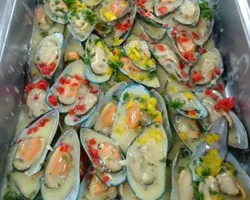 Mussel on Shell with Lemon Butter Sauce | Customer Photo | Royal Catering