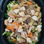 Braised Broccoli with Pacific Clam