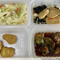 Click to see Lunch Tingkat (20 Days, 3 Dishes + Soup OR 4 Dishes)