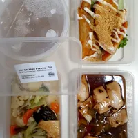Click to see 20 Days Lunch/Dinner Tingkat (3 Dishes + 1 Soup OR 4 Dishes) 2pax only