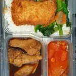 5 Days Lunch Tingkat Package (Weekdays Only)