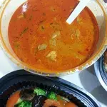 Curry Chicken •咖哩鸡肉 (Chef's Recommendation)