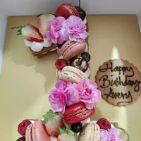 Click to see Tart Cake (Size/Weight: 10 inches) (No. of Tart Cake required: 1) (Flavours: Original sable with vanilla mascarpone chantilly)