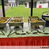 Click to see Good display of food