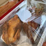 港式烧鸡
Hong Kong Roasted Chicken
(Approx. 1.7kg)