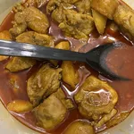 Signature Curry Chicken w/ Potato 招牌咖喱鸡马铃薯