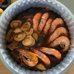 Supreme Treasure Pot (Braised Abalone, Sea Cucumber, Prawn & Mushroom) 拼盘（鲍    鱼，海参，虾，香菇）