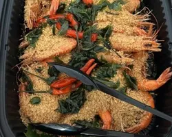 燕麦片辣椒炒白虾Wok Fry Prawns with Oatmeal and Chilli Padi | Customer Photo | Friends Thai Table by Delizio Catering