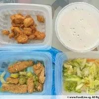 Click to see Lunch Tingkat (20 Day, 3 Dishes + Soup OR 4 Dishes)