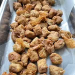 Crisp fried prawn rolls 虾枣