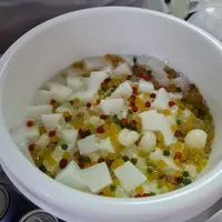 Click to see COLD - Almond Jelly w Longan 龙眼杏仁豆腐