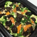 Broccoli w/ Mushroom •香菇兰花 (Chef's Recommendation)
