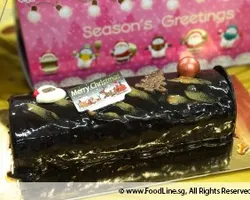 Christmas Log Cake | Customer Photo | Katong Catering