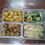 Traditional Tingkat Series - Lunch/Dinner Tingkat (20 Days, 3 Dishes + 1 Soup OR 4 Dishes)