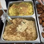 Thai Pineapple Rice 50% & Sin Chow Bee Hoon 50%