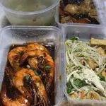 Traditional Tingkat Series - Lunch/Dinner Tingkat (20 Days, 3 Dishes + 1 Soup OR 4 Dishes)