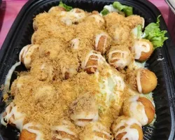 Takoyaki (Octopus Ball) 章魚燒 | Customer Photo | Xin Yi Pin Catering Pte Ltd