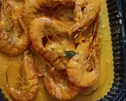 Golden Salted Egg Prawn 金沙咸蛋虾 | Customer Photo | International Catering Pte Ltd