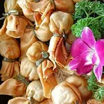 Golden Seafood Pocket with Oriental Dip