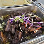Yeh’s homemade bun with stewed meat 夜招牌扣肉包