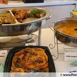 Signature red curry chicken with baby potatoes 招牌咖喱鸡