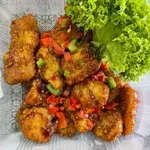 Superior Soya Sauce Tossed Fish