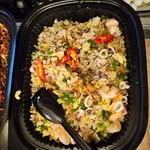 Signature Bayfront Seafood Fried Rice   (海鲜炒饭)