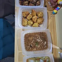 Click to see Dinner Tingkat (20 Days, 3 Dishes + Soup OR 4 Dishes)