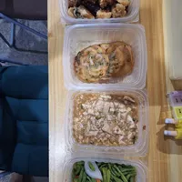 Click to see Dinner Tingkat (20 Days, 3 Dishes + Soup OR 4 Dishes)