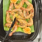 Creamy Buttery Salted Egg Yolk Prawns (咸蛋虾)