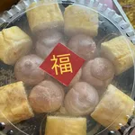 Mango Crepe Roll Cake with Golden Choco Cream Puff 芒果蛋皮卷蛋糕与巧克黄金泡芙