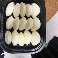 Click to see Yeh’s homemade bun with stewed meat 夜招牌扣肉包