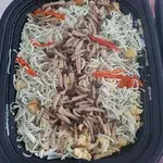 八宝罗汉蘑菇炒菠菜面 Eight Treasure Spinach Noodle with Mushrooms