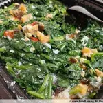 蒜香三色蛋水煮菠菜 Poached Chinese Spinach with Assorted Eggs and Garlic