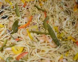 Prawn Spaghetti Aglio Olio with Bell Peppers & Mushrooms | Customer Photo | Stamford Catering