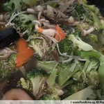 Broccoli with Trio Mushroom in superior stock   (三菇西兰花)