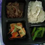 5 Days Lunch Tingkat Package (Weekdays Only)