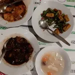 Traditional Tingkat Series - Lunch/Dinner Tingkat (20 Days, 3 Dishes + 1 Soup OR 4 Dishes)