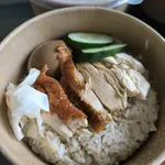 Chicken Rice (Chicken with Fragrant Rice) 鸡饭 (Type of Chicken: Roast 烧鸡)