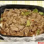 Sautéed Sliced Beef with Lemongrass