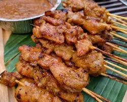 Chicken Satay with Peanut Sauce 鸡肉沙爹配花生酱<br>Grilled chicken skewers served with rich, creamy peanut sauce, creating a savory andsatisfying flavor. | Customer Photo | BBQ Chef