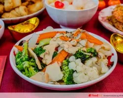 Broccoli with Fatt choy and Mushroom | Customer Photo | East West Fusion