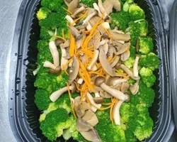 Broccoli w mixed mushroom 西兰拌蘑菇 | Customer Photo | FattyDaddyFattyMummy