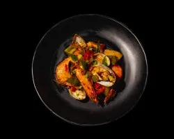 Black Pepper Wok Hei Seafood<br>prawn, clam and mussel, housemade black pepper sauce, roasted tricolour capsicum | Customer Photo | Grain