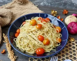 Garlic Confit Aglio Olio (V)<br> super-garlicfied oil, slow baked cherry tomatoes, garden fresh thyme | Customer Photo | Grain