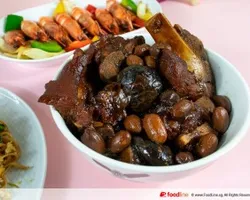 Braised Pig Trotters with Peanut (猪蹄焖花生) | Customer Photo | Hong Heng Food Supply