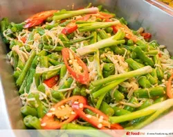 Garlic French Beans with Enoki Mushroom | Customer Photo | Island Catering Services Pte Ltd