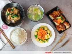 3 Dishes + 1 Soup Tingkat Menu | KCK Food Catering Pte Ltd