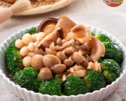 Prosperous Snow Fungus & Sliced Imperial Abalone on Bed of Broccoli 蚝皇贵妃鲍⽚雪⽿扒西兰 | Customer Photo | Makan Mate